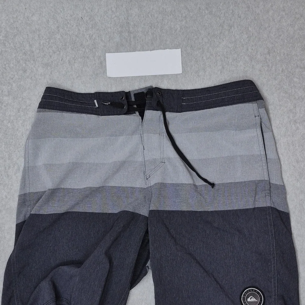 Quiksilver Men Swimwear  32‎ Gray Striped Beach Shorts Zipper 9